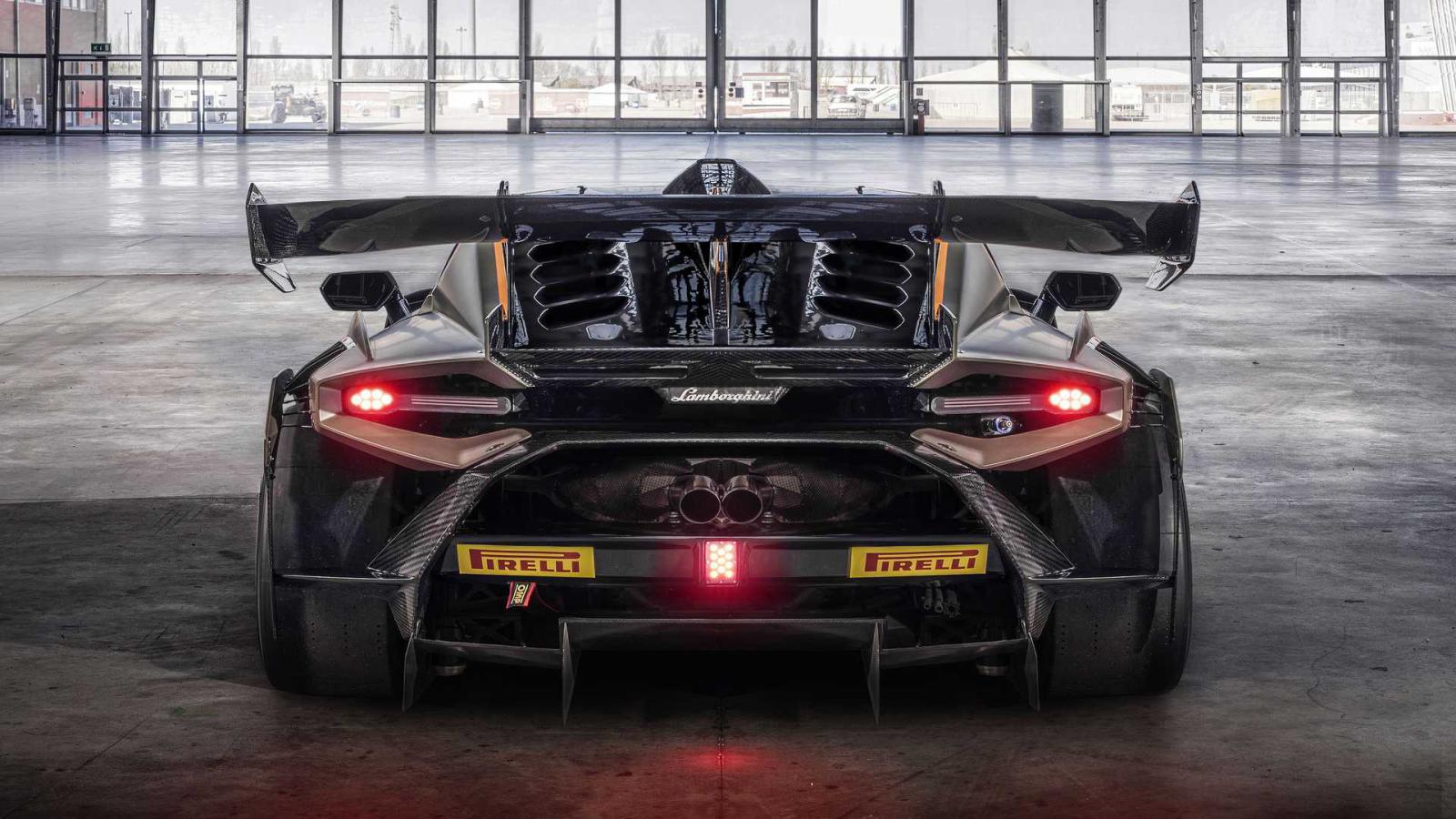 Αποκάλυψη για την Lamborghini Huracan Super Trofeo EVO2